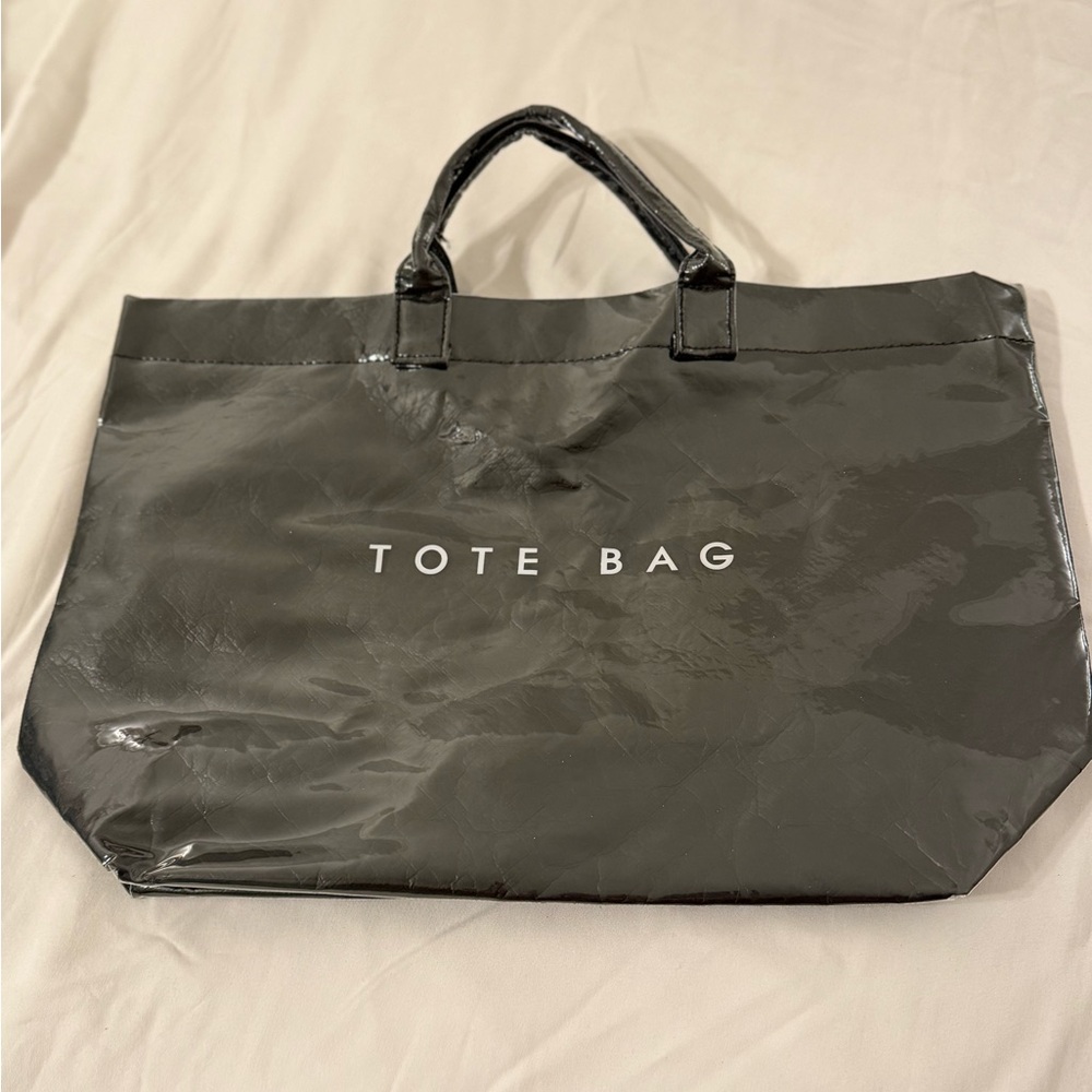 3 Tote Bags in Brown, Black, & Silver - NWOT - Picture 3 of 4